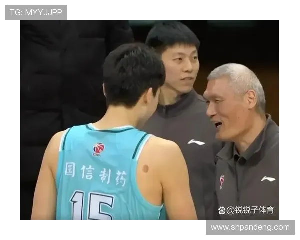 杨瀚森主动当陪练成新常态助力